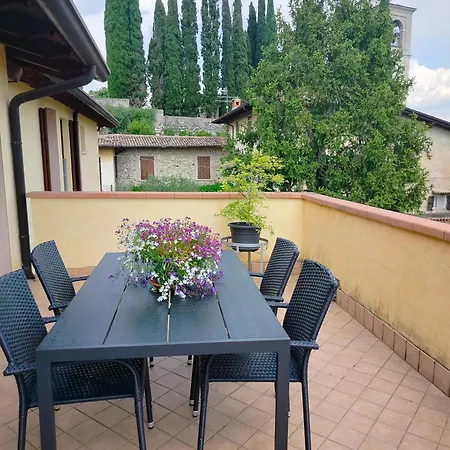 Borgo Antico * Сан-Феличе-дель-Бенако